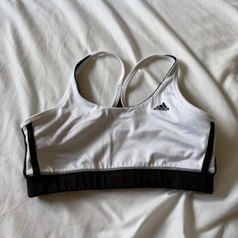 Adidas reverseable sports bra size small Yoga mom aesthetic Y2K style Pilates